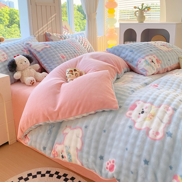 91家纺网 家纺一手货源 找家纺 艾橙 2025新款泡泡牛奶绒加厚保暖印花四件套 比尔狗