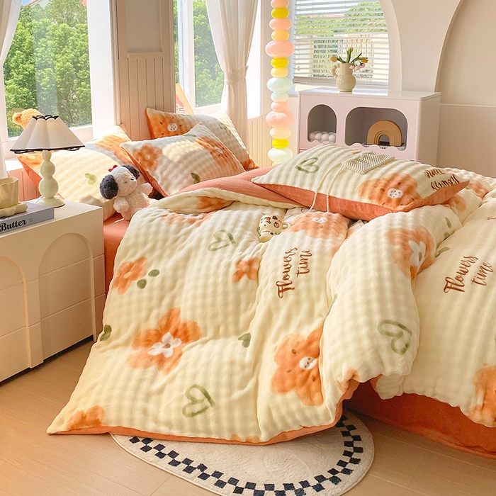 91家纺网 家纺一手货源 找家纺 艾橙 2025新款泡泡牛奶绒加厚保暖印花四件套 花样年华