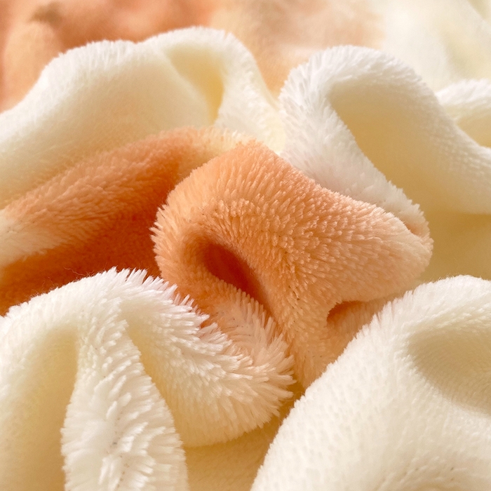 91家纺网 家纺一手货源 找家纺 艾橙 2025新款泡泡牛奶绒加厚保暖印花四件套 花样年华