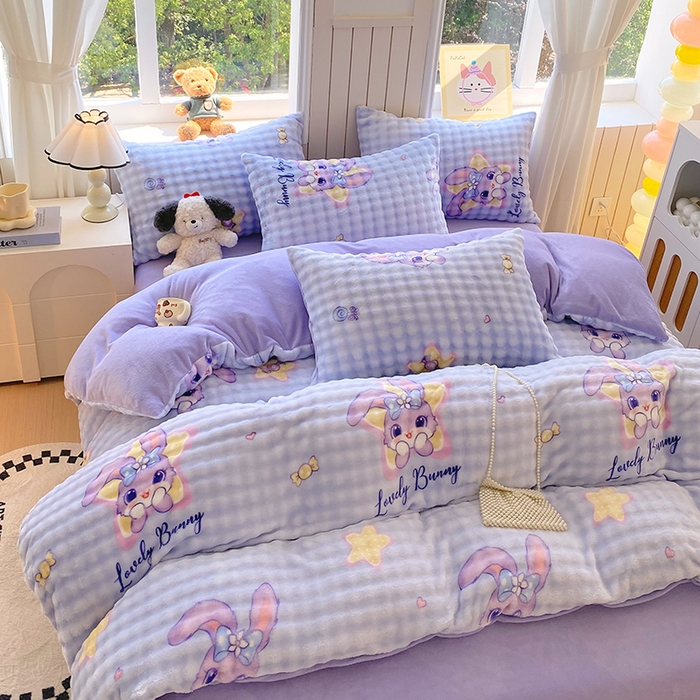 91家纺网 家纺一手货源 找家纺 艾橙 2025新款泡泡牛奶绒加厚保暖印花四件套 五星兔兔