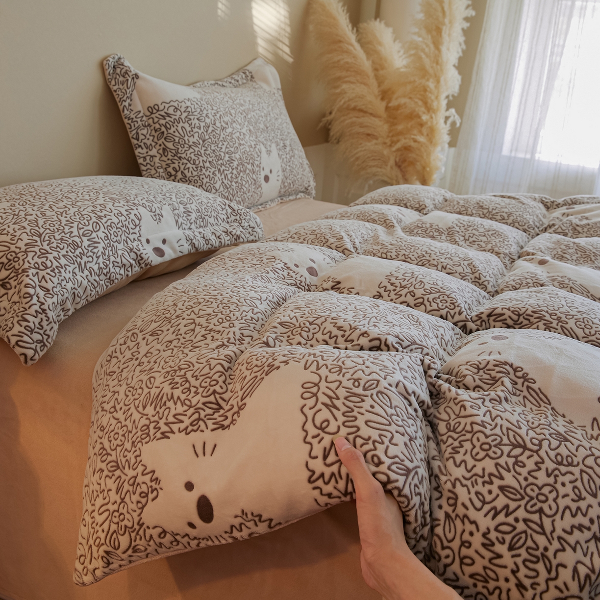 91家纺网 家纺一手货源 找家纺 菡宝 【主推第三批 带质检报告】A类全消光230g雕花绒牛奶绒四件套支持定制定做尺寸 萌趣小狗