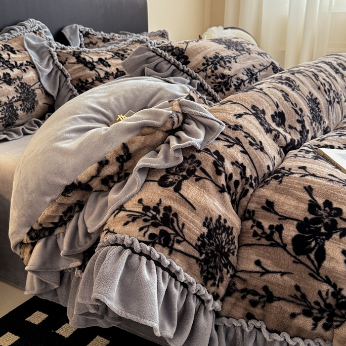 91家纺网 家纺一手货源 找家纺 （总）米莱家纺 2025新款兔毛绒法式花边四件套