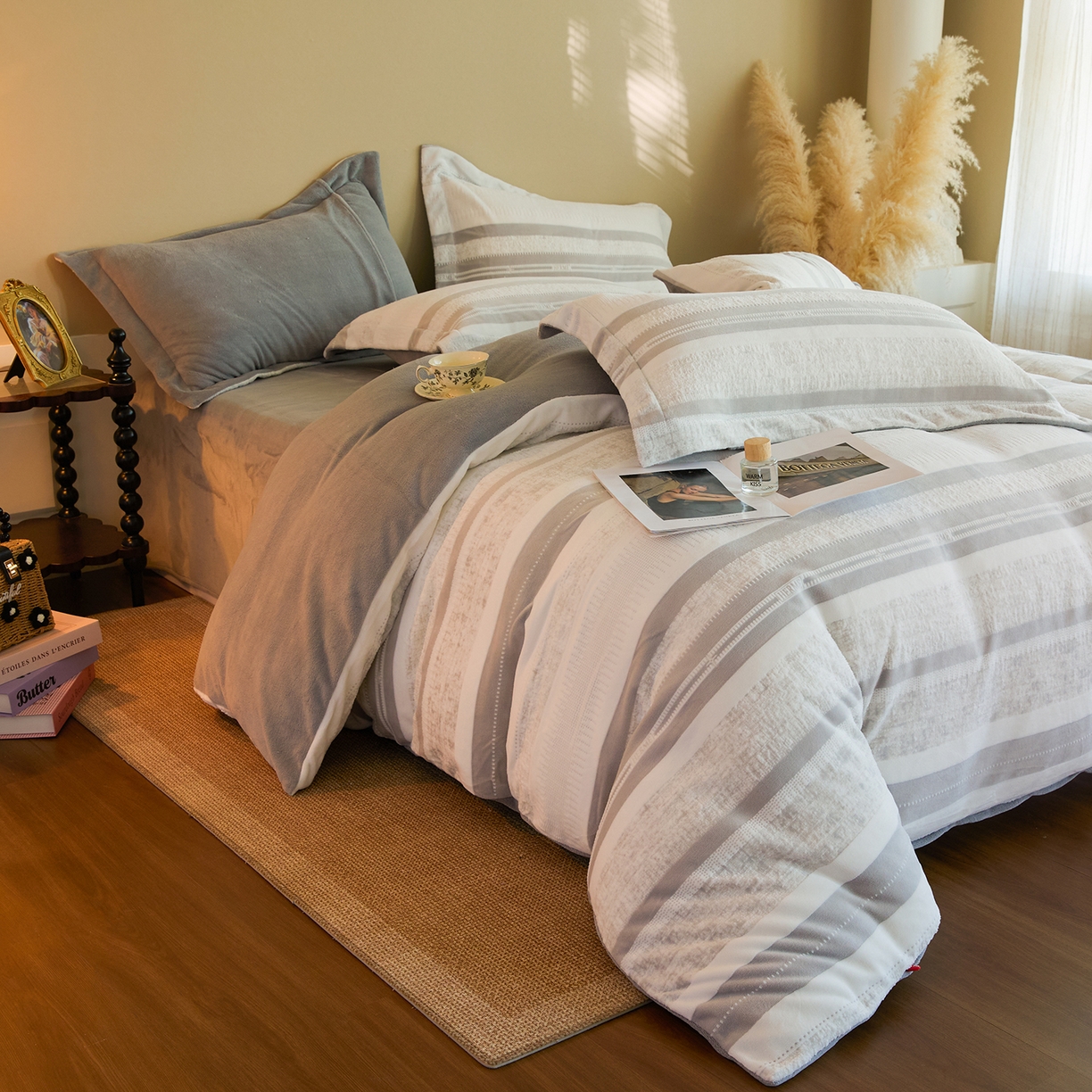 91家纺网 家纺一手货源 找家纺 菡宝 【主推第三批 带质检报告】A类全消光230g雕花绒牛奶绒四件套支持定制定做尺寸 绅士条纹