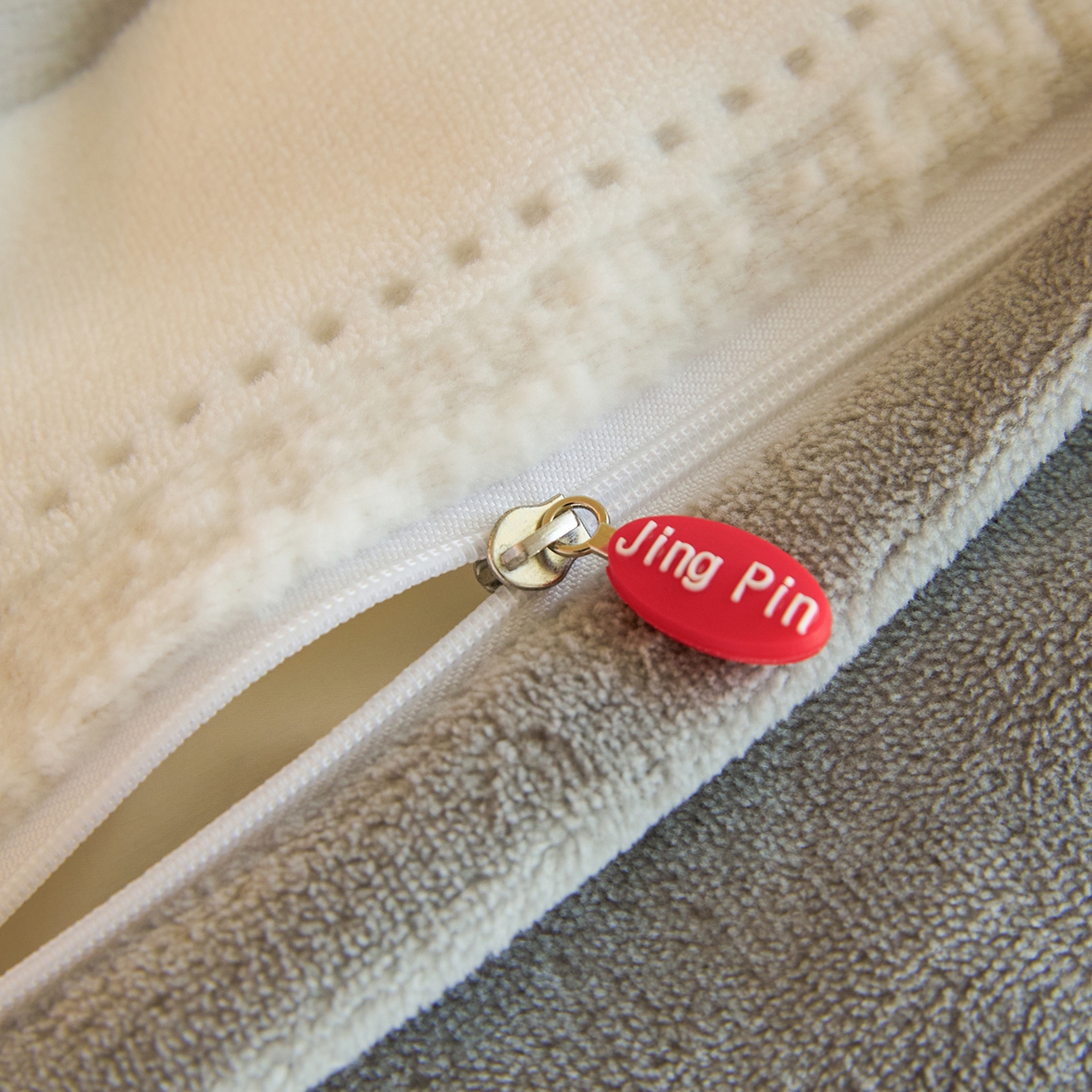 91家纺网 家纺一手货源 找家纺 菡宝 【主推第三批 带质检报告】A类全消光230g雕花绒牛奶绒四件套支持定制定做尺寸 绅士条纹