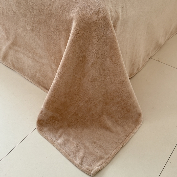 91家纺网 家纺一手货源 找家纺 米莱家纺 2025新款兔毛绒法式花边四件套 梦蝶