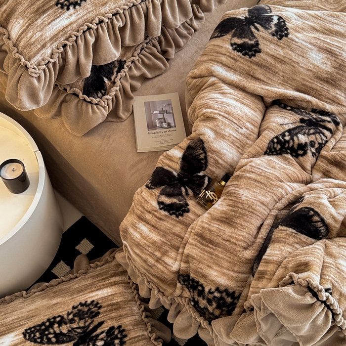 91家纺网 家纺一手货源 找家纺 米莱家纺 2025新款兔毛绒法式花边四件套 梦蝶