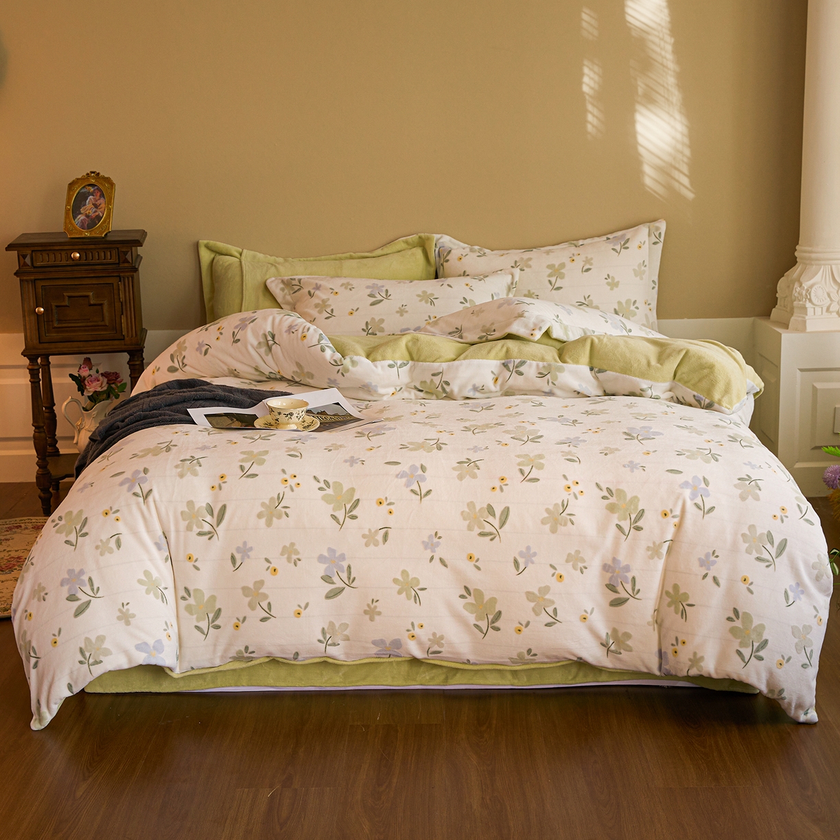 91家纺网 家纺一手货源 找家纺 菡宝 【主推第三批 带质检报告】A类全消光230g雕花绒牛奶绒四件套支持定制定做尺寸 邂逅