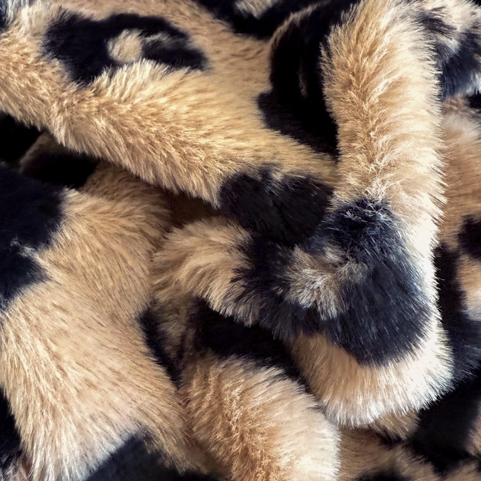 91家纺网 家纺一手货源 找家纺 米莱家纺 2025新款兔毛绒法式花边四件套 豹纹-咖