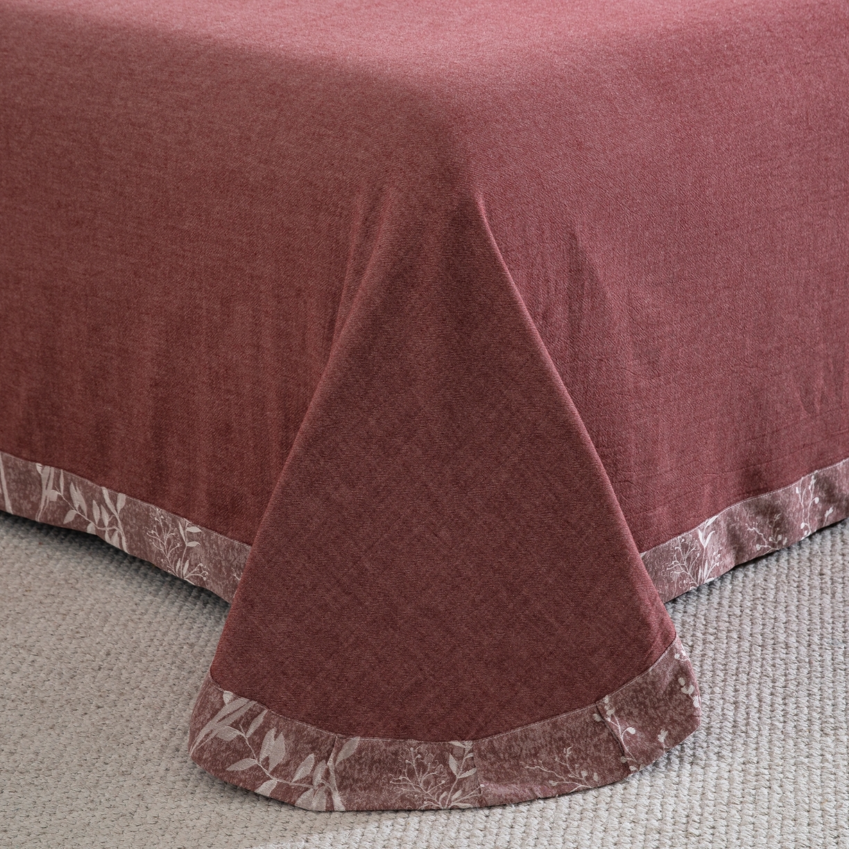 91家纺网 家纺一手货源 找家纺 （总）鲁爱家纺供货 2025新款全棉色织提花（花边镂空款）四件套