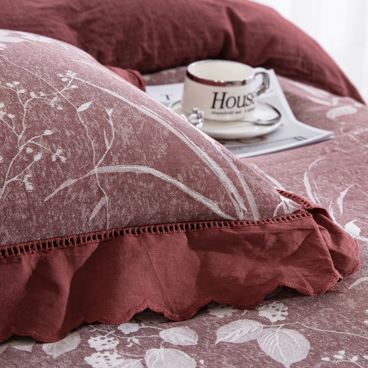 91家纺网 家纺一手货源 找家纺 （总）鲁爱家纺供货 2025新款全棉色织提花（花边镂空款）四件套