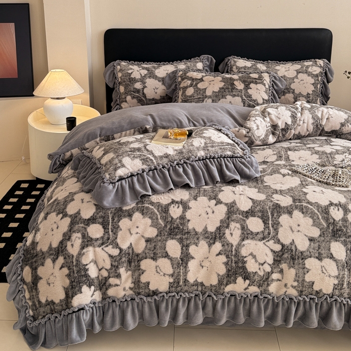 91家纺网 家纺一手货源 找家纺 米莱家纺 2025新款兔毛绒法式花边四件套 布拉格