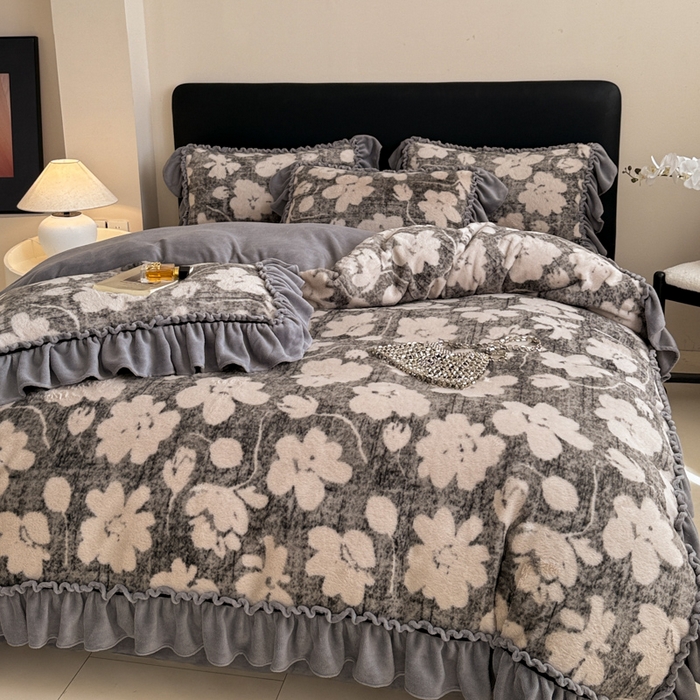 91家纺网 家纺一手货源 找家纺 米莱家纺 2025新款兔毛绒法式花边四件套 布拉格