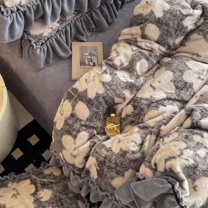 91家纺网 家纺一手货源 找家纺 米莱家纺 2025新款兔毛绒法式花边四件套 布拉格