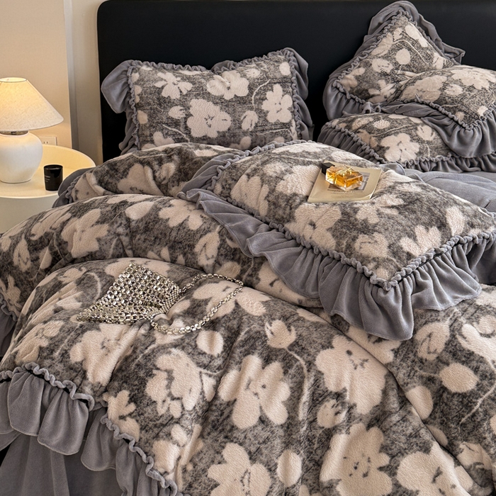 91家纺网 家纺一手货源 找家纺 米莱家纺 2025新款兔毛绒法式花边四件套 布拉格