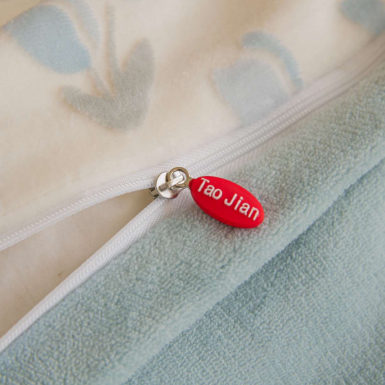 91家纺网 家纺一手货源 找家纺 菡宝 【主推第三批 带质检报告】A类全消光230g雕花绒牛奶绒四件套支持定制定做尺寸 郁金香