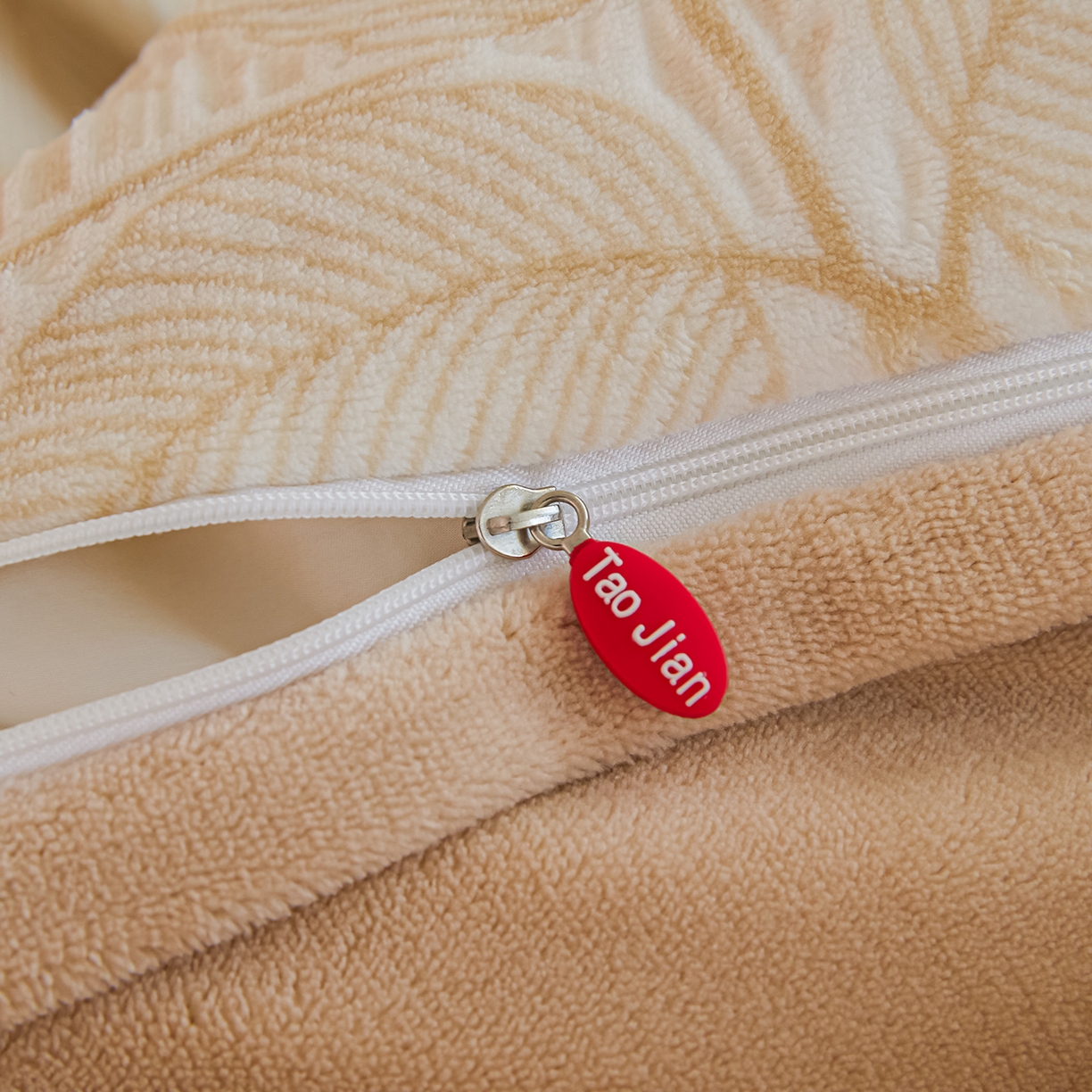 91家纺网 家纺一手货源 找家纺 菡宝 【主推第三批 带质检报告】A类全消光230g雕花绒牛奶绒四件套支持定制定做尺寸 仲夏晨歌