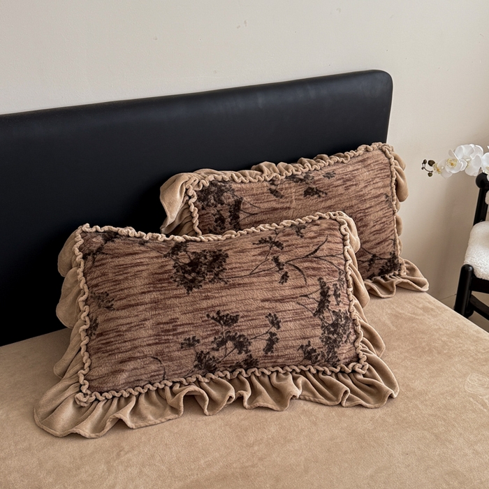 91家纺网 家纺一手货源 找家纺 米莱家纺 2025新款兔毛绒法式花边四件套 春野