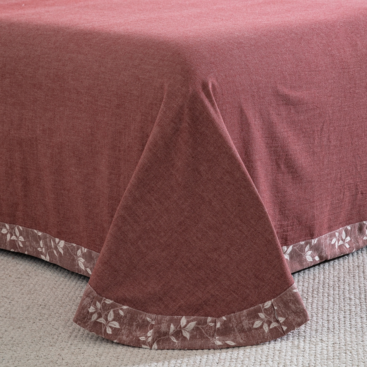 91家纺网 家纺一手货源 找家纺 鲁爱家纺供货 2025新款全棉色织提花（花边镂空款）四件套 甜梦-豆沙