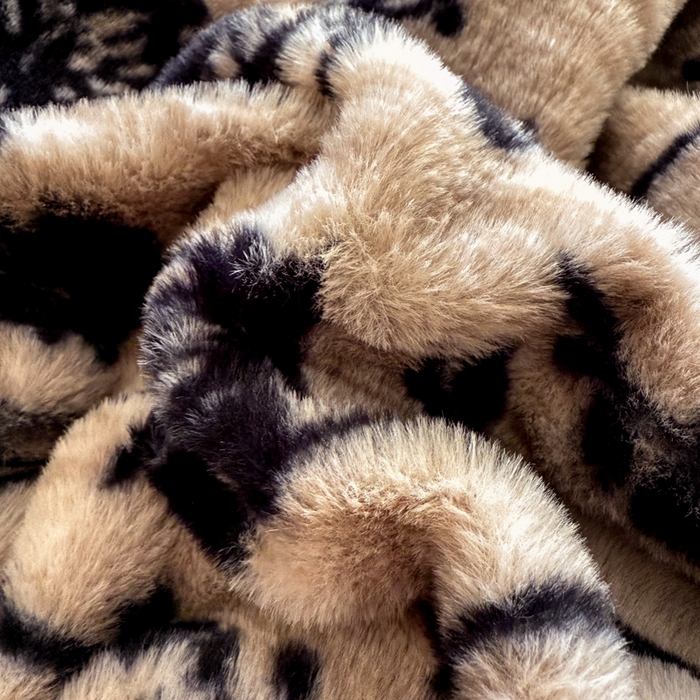 91家纺网 家纺一手货源 找家纺 米莱家纺 2025新款兔毛绒法式花边四件套 芳华