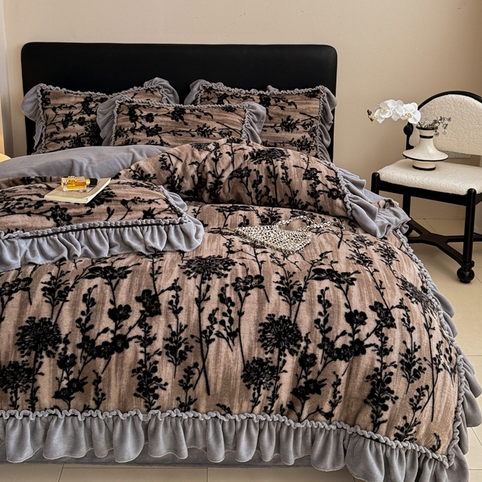 91家纺网 家纺一手货源 找家纺 米莱家纺 2025新款兔毛绒法式花边四件套 芳华