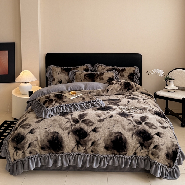 91家纺网 家纺一手货源 找家纺 米莱家纺 2025新款兔毛绒法式花边四件套 花颜