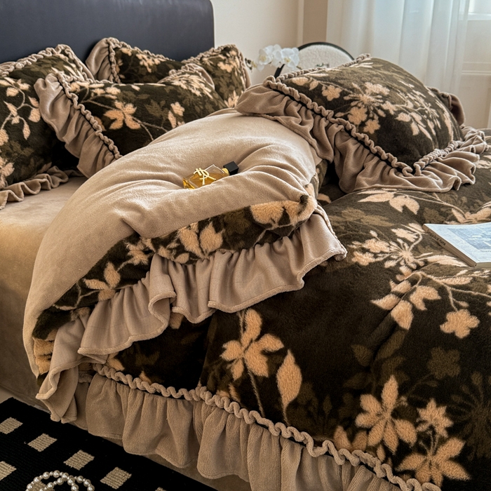 91家纺网 家纺一手货源 找家纺 米莱家纺 2025新款兔毛绒法式花边四件套 南法假日