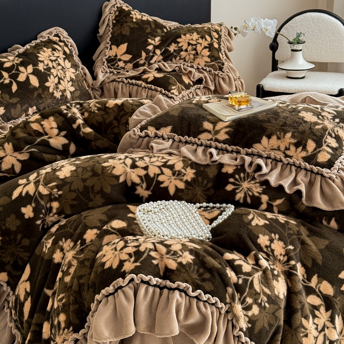 91家纺网 家纺一手货源 找家纺 米莱家纺 2025新款兔毛绒法式花边四件套 南法假日