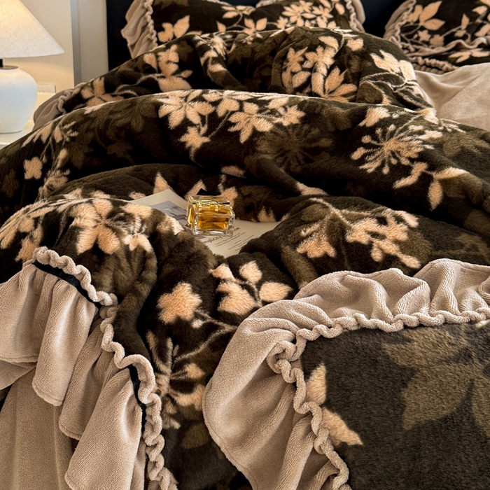 91家纺网 家纺一手货源 找家纺 米莱家纺 2025新款兔毛绒法式花边四件套 南法假日