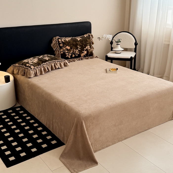 91家纺网 家纺一手货源 找家纺 米莱家纺 2025新款兔毛绒法式花边四件套 南法假日