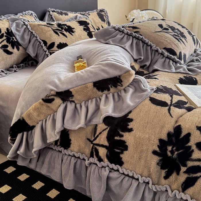 91家纺网 家纺一手货源 找家纺 米莱家纺 2025新款兔毛绒法式花边四件套 欧若拉