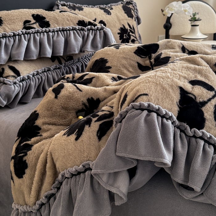 91家纺网 家纺一手货源 找家纺 米莱家纺 2025新款兔毛绒法式花边四件套 欧若拉