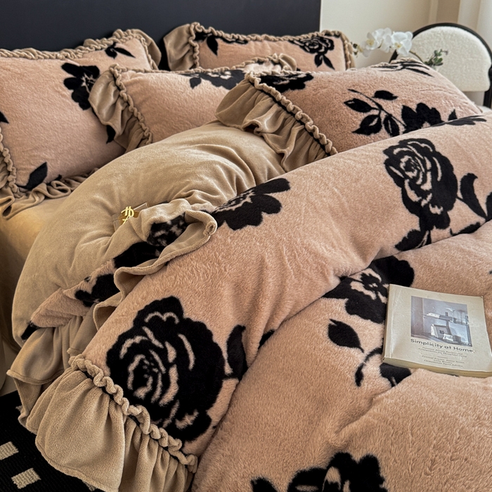 米莱家纺 2025新款兔毛绒法式花边四件套 倾城