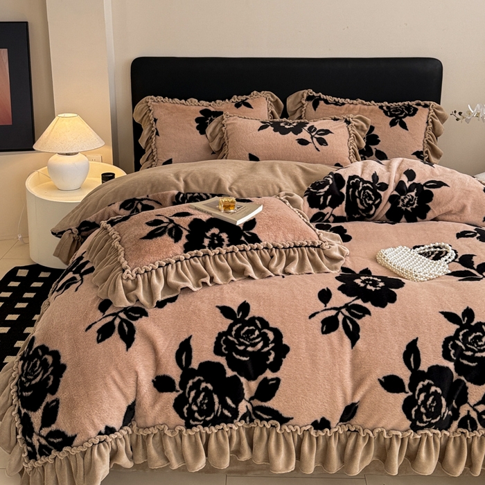 91家纺网 家纺一手货源 找家纺 米莱家纺 2025新款兔毛绒法式花边四件套 倾城