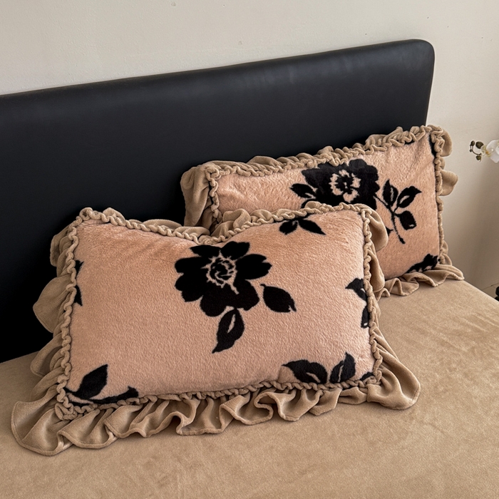 91家纺网 家纺一手货源 找家纺 米莱家纺 2025新款兔毛绒法式花边四件套 倾城