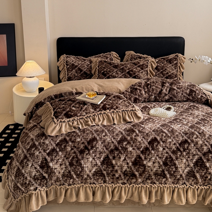 91家纺网 家纺一手货源 找家纺 米莱家纺 2025新款兔毛绒法式花边四件套 赛琳