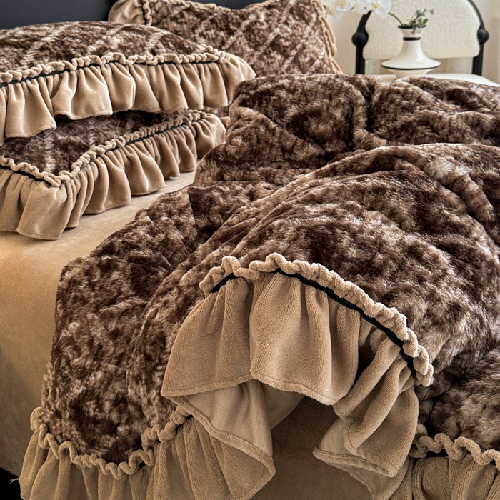 91家纺网 家纺一手货源 找家纺 米莱家纺 2025新款兔毛绒法式花边四件套 赛琳