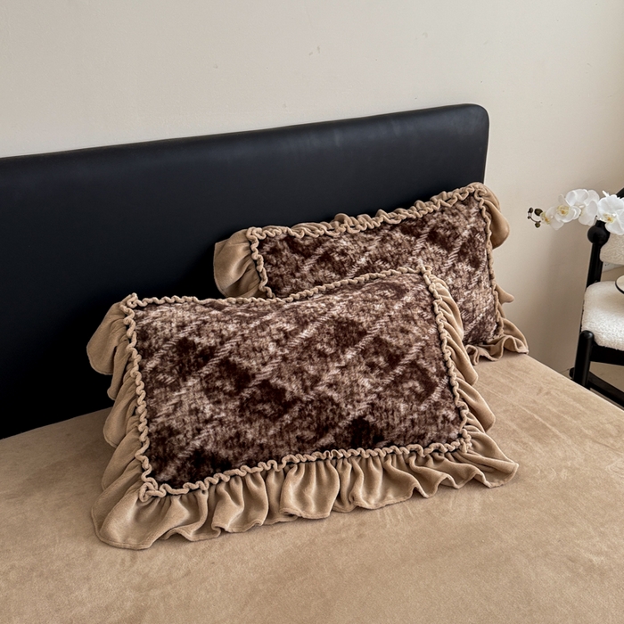 91家纺网 家纺一手货源 找家纺 米莱家纺 2025新款兔毛绒法式花边四件套 赛琳