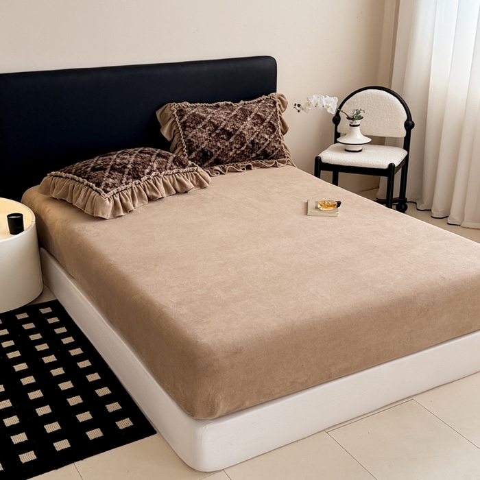 91家纺网 家纺一手货源 找家纺 米莱家纺 2025新款兔毛绒法式花边四件套 赛琳