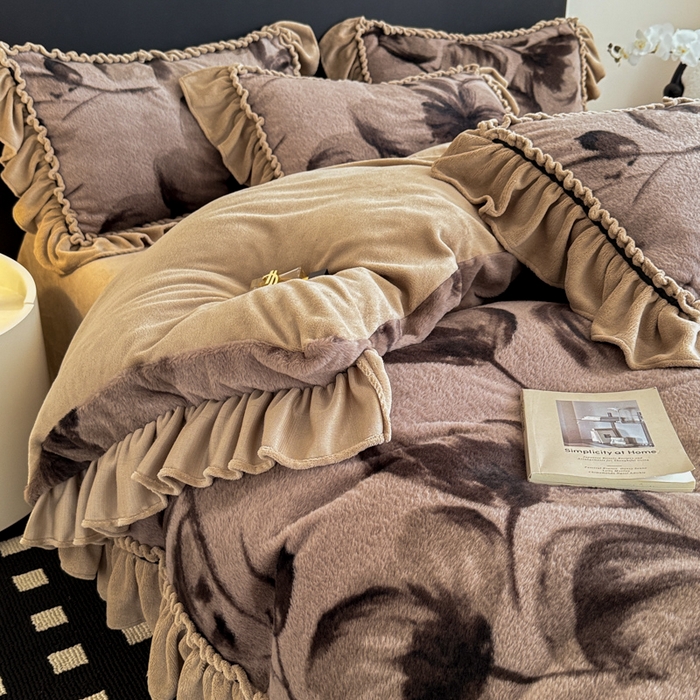 91家纺网 家纺一手货源 找家纺 米莱家纺 2025新款兔毛绒法式花边四件套 山茶