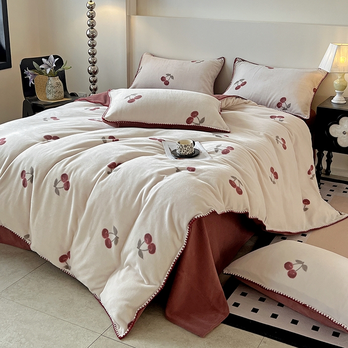 91家纺网 家纺一手货源 找家纺 （总）忆生活家纺 2025秋冬新品软糯缇肤绒印花贝壳边四件套