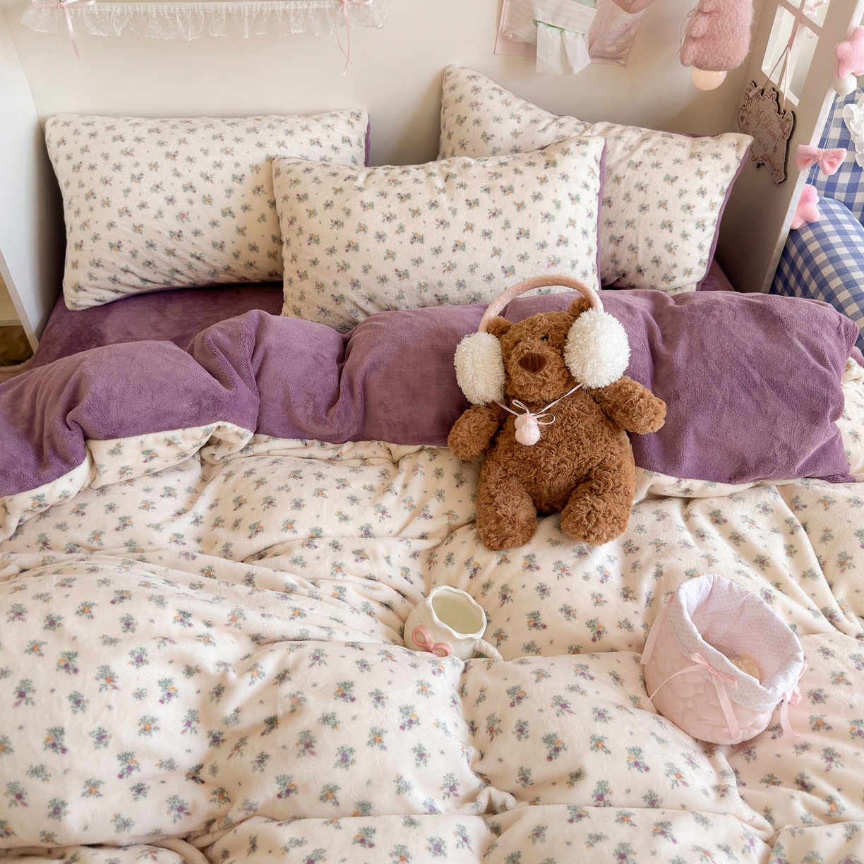 91家纺网 家纺一手货源 找家纺 初念 2025新款加厚高克重保暖可爱系牛奶绒床品套件系列（小红书推荐）（提供买家秀） 繁华似梦