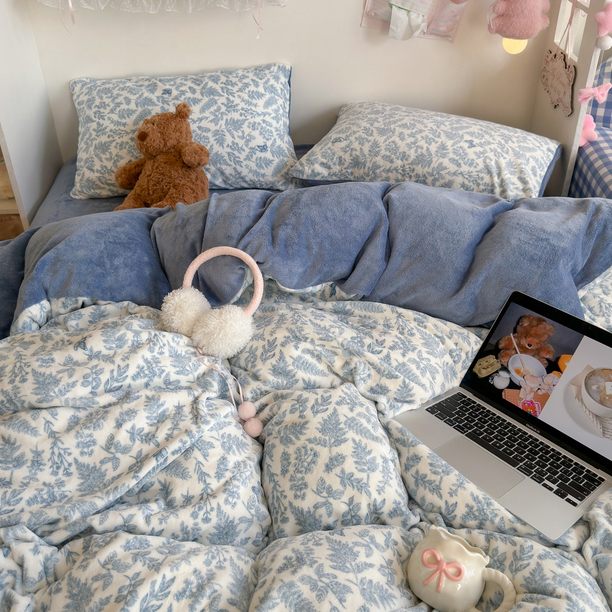 91家纺网 家纺一手货源 找家纺 初念 2025新款加厚高克重保暖可爱系牛奶绒床品套件系列（小红书推荐）（提供买家秀） 风沙沙