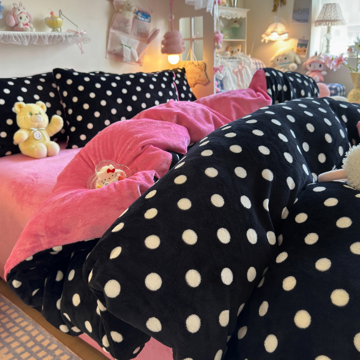 91家纺网 家纺一手货源 找家纺 初念 2025新款加厚高克重保暖可爱系牛奶绒床品套件系列（小红书推荐）（提供买家秀） 黑珍珠