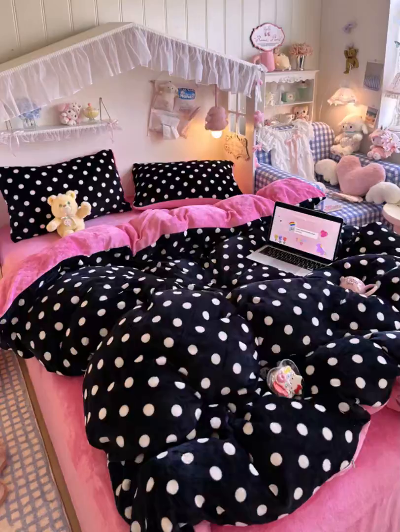 91家纺网 家纺一手货源 找家纺 初念 2025新款加厚高克重保暖可爱系牛奶绒床品套件系列（小红书推荐）（提供买家秀） 黑珍珠