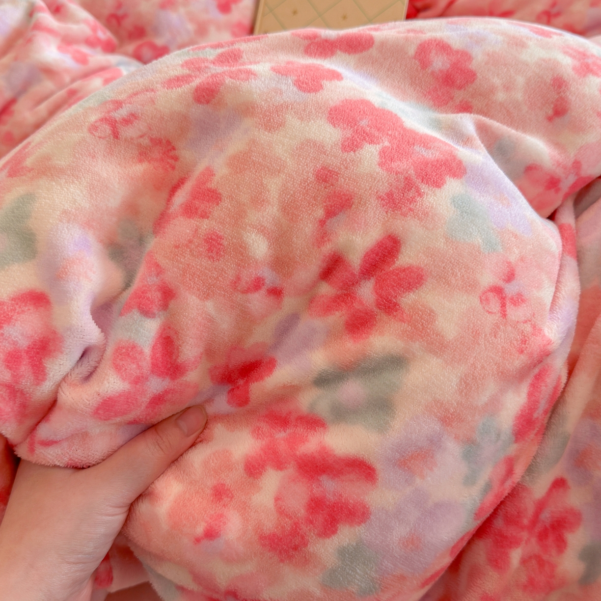 91家纺网 家纺一手货源 找家纺 初念 2025新款加厚高克重保暖可爱系牛奶绒床品套件系列（小红书推荐）（提供买家秀） 玫瑰粉黛