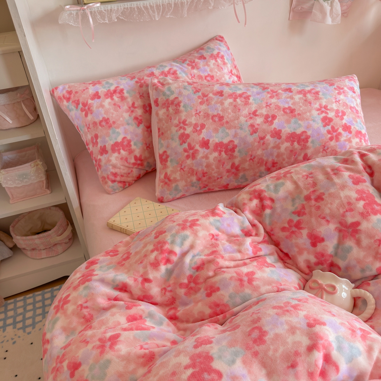 91家纺网 家纺一手货源 找家纺 初念 2025新款加厚高克重保暖可爱系牛奶绒床品套件系列（小红书推荐）（提供买家秀） 玫瑰粉黛