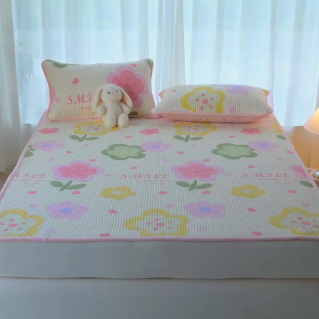 91家纺网 家纺一手货源 找家纺 X猫先生 2025新款棉加绒床垫一面全棉一面牛奶绒床褥垫软床垫床盖四季通用 贝利花都（A棉B绒）