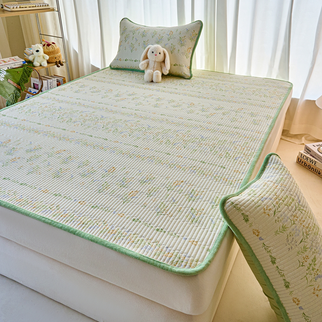 91家纺网 家纺一手货源 找家纺 X猫先生 2025新款棉加绒床垫一面全棉一面牛奶绒床褥垫软床垫床盖四季通用 丛草集(A棉B绒）