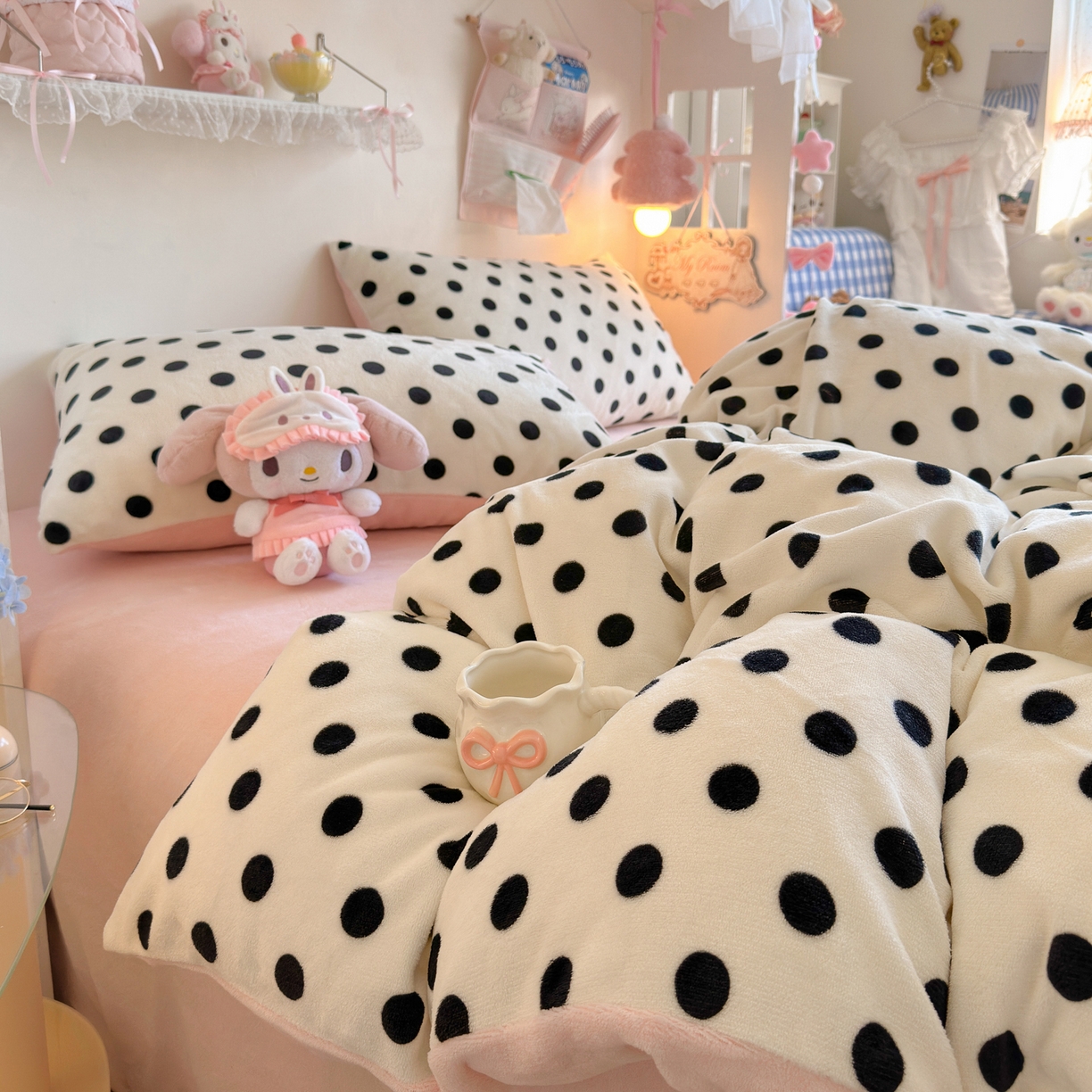 91家纺网 家纺一手货源 找家纺 初念 2025新款加厚高克重保暖可爱系牛奶绒床品套件系列（小红书推荐）（提供买家秀） 米珍珠