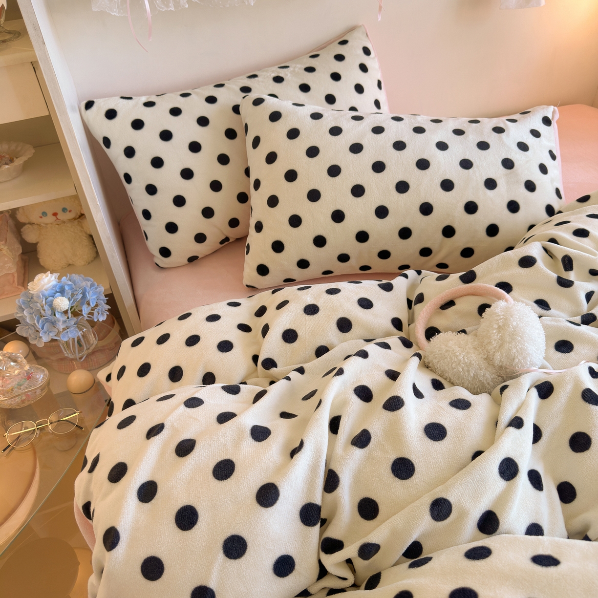 91家纺网 家纺一手货源 找家纺 初念 2025新款加厚高克重保暖可爱系牛奶绒床品套件系列（小红书推荐）（提供买家秀） 米珍珠